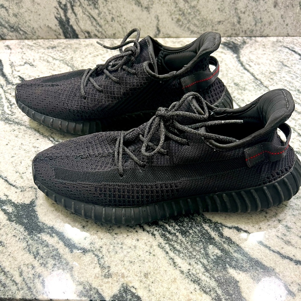 Yeezy Boost 350 V2 Black Non-Reflective